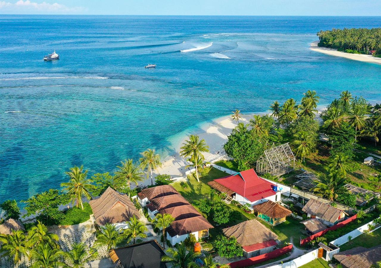 Katiet Beach Resort Mentawai Lances Right Hts Eksteriør billede