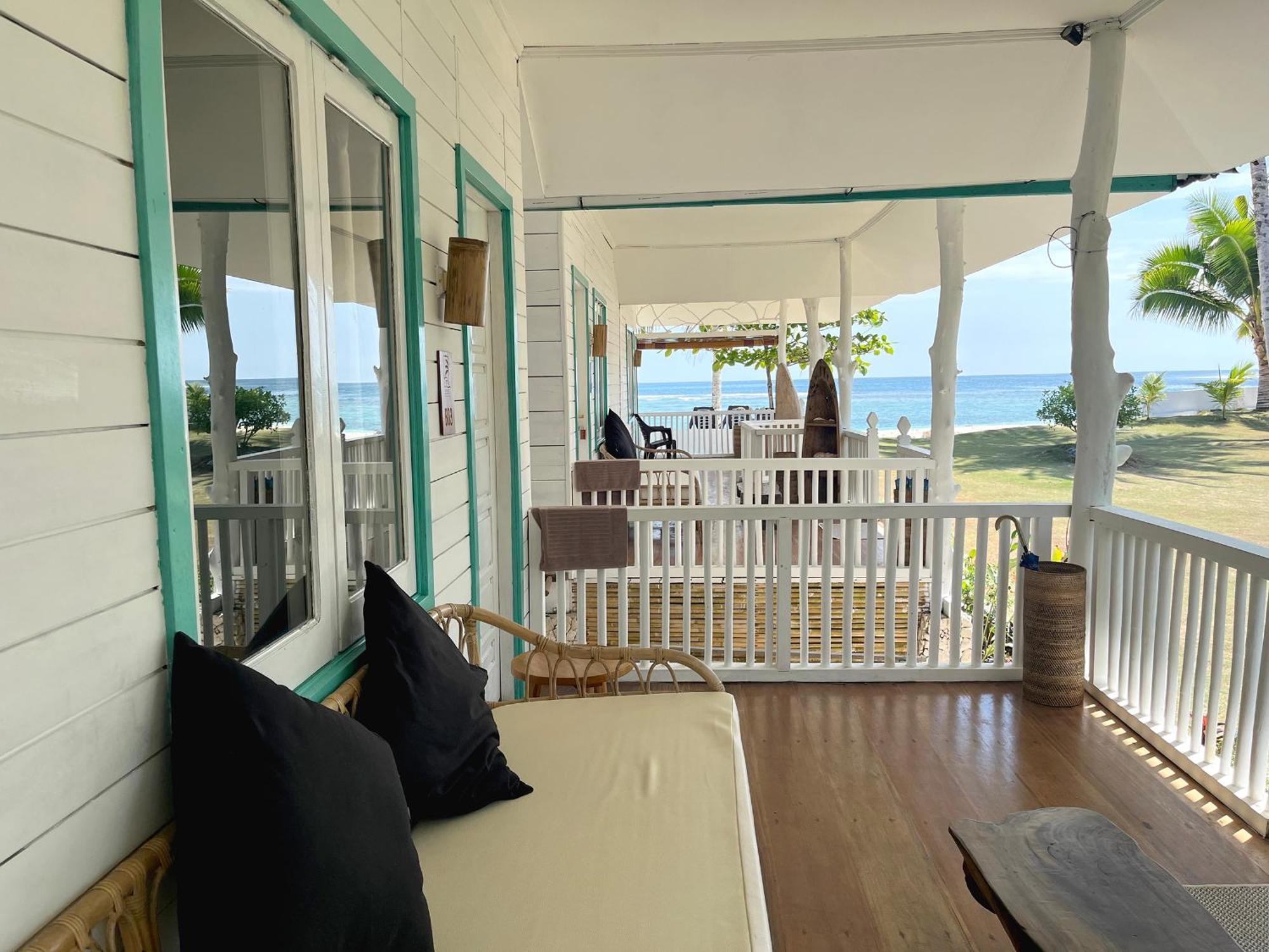 Katiet Beach Resort Mentawai Lances Right Hts Eksteriør billede